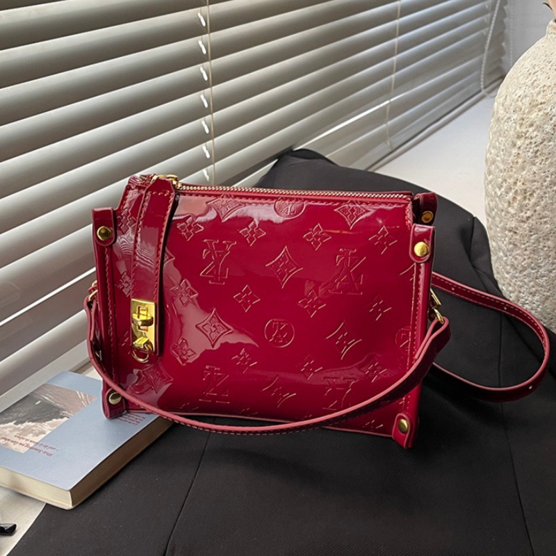 Classic Design Collection 2026 - Women Bags Collection 리뷰 및 가격
