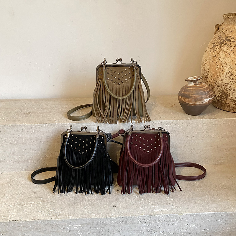 Women's Fashion Rivet Handheld - Women Bags Collection 리뷰 및 가격