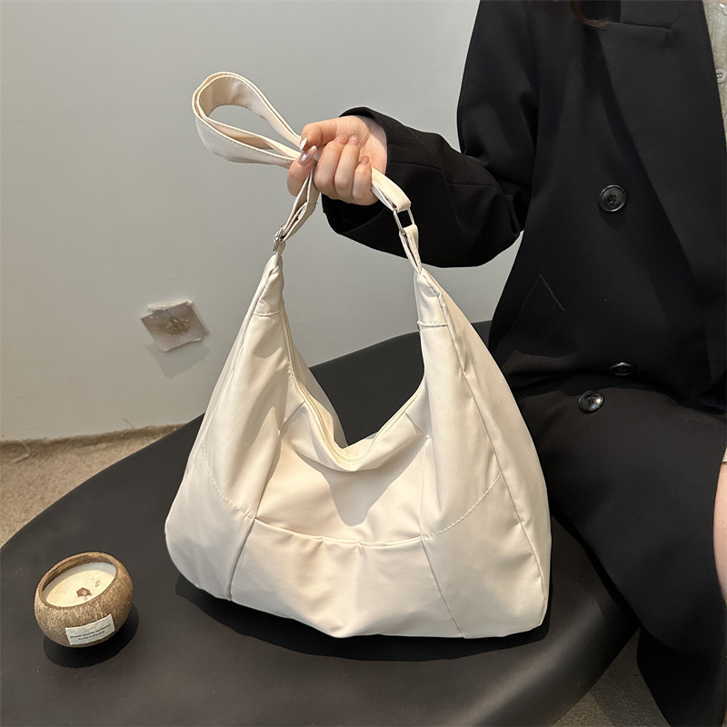 Trending ltemSolid Color Tote  - Women'S Bag Online 리뷰 및 가격