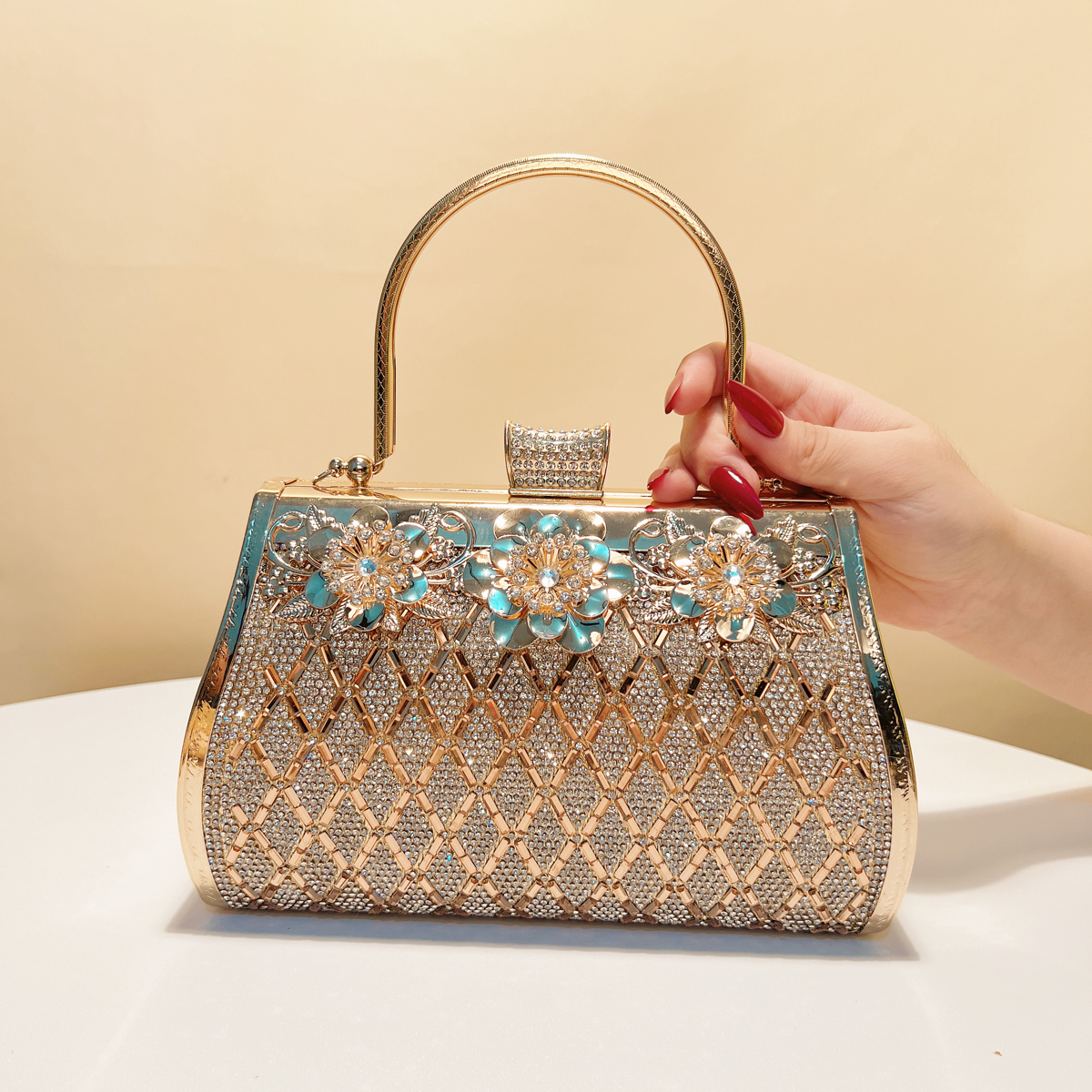 Bucket Design Women Clutch Bag - Women Bags Golden 리뷰 및 가격