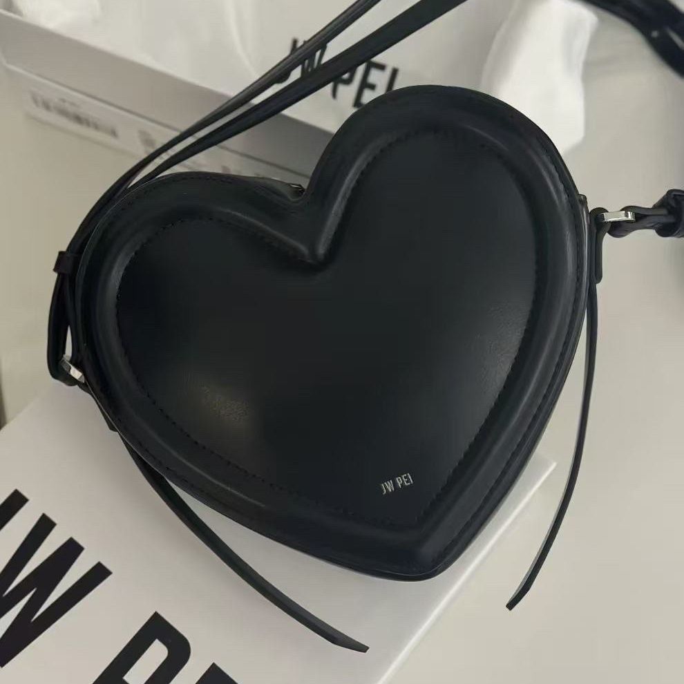 JWPEI heart-shaped crossbody b - Women Bags Jw Pei 리뷰 및 가격