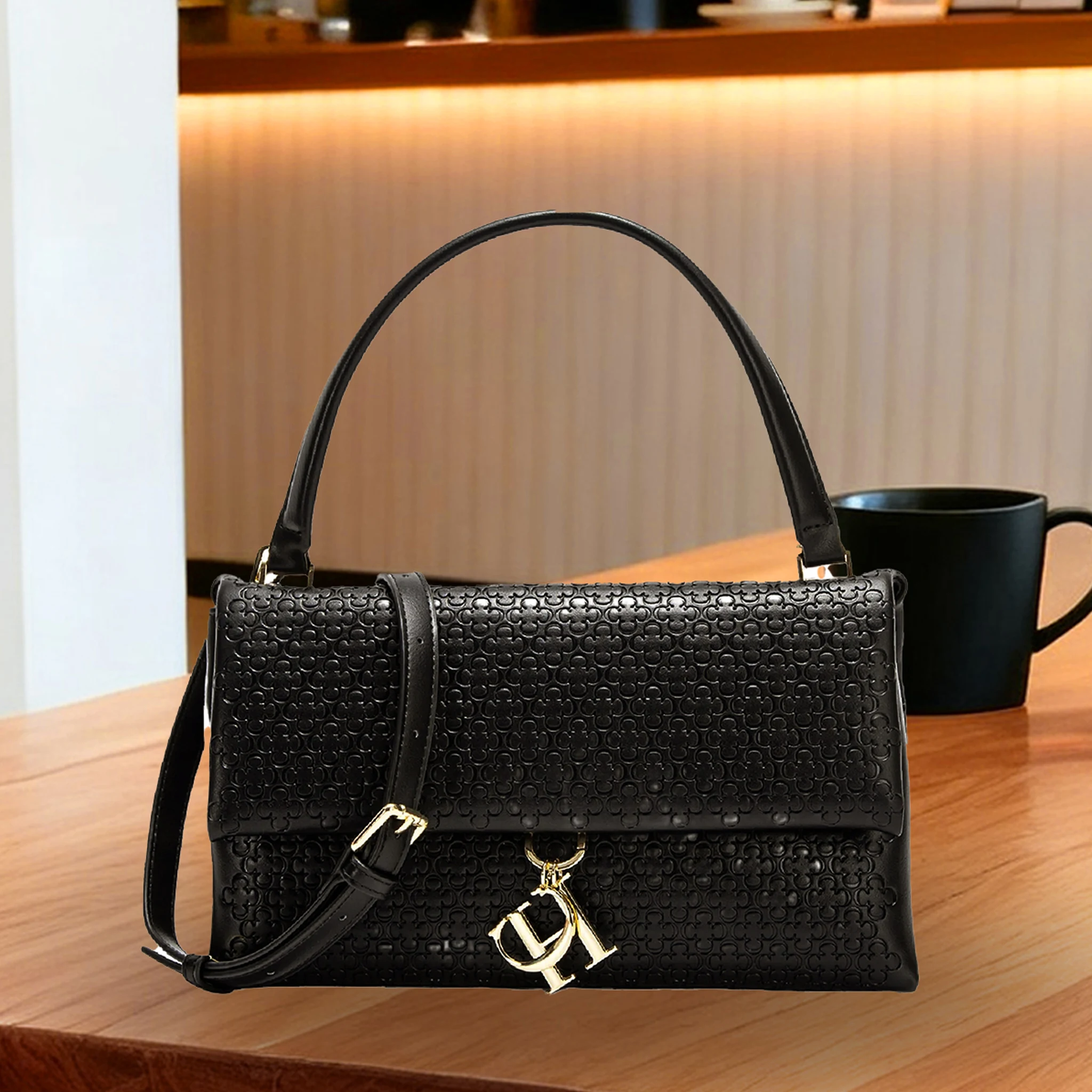 Elegant Handbag Monogram Embos - Women Bags Premium Brands 리뷰 및 가격