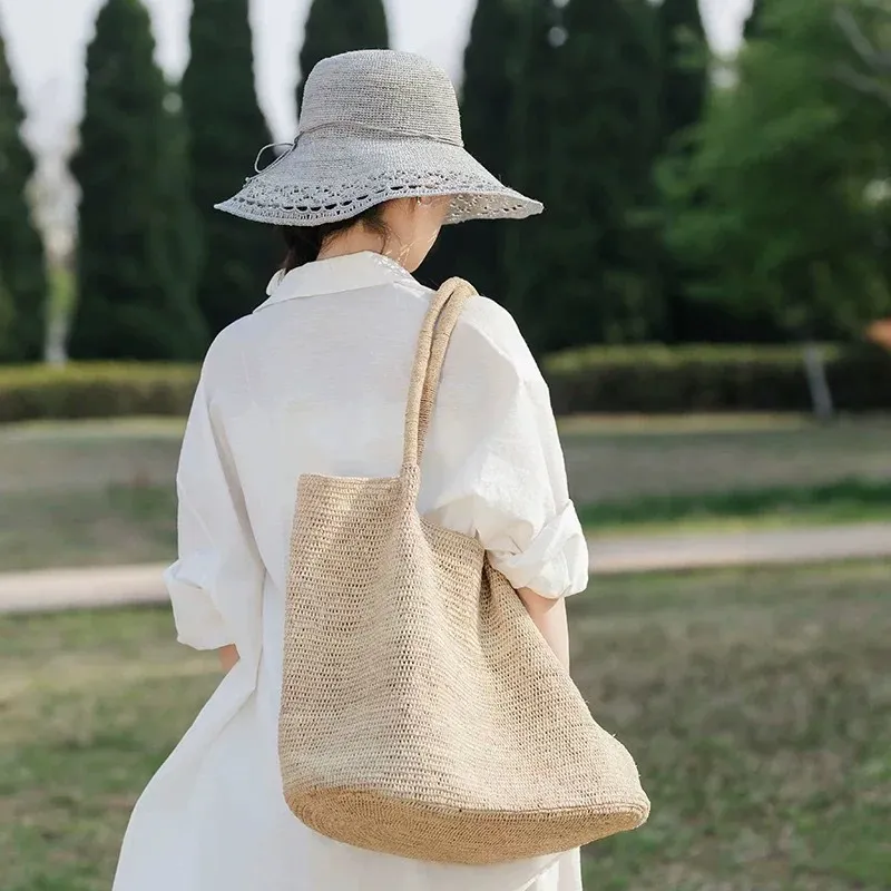 Premium raffia woven tote bag  - Women'S Bag 리뷰 및 가격