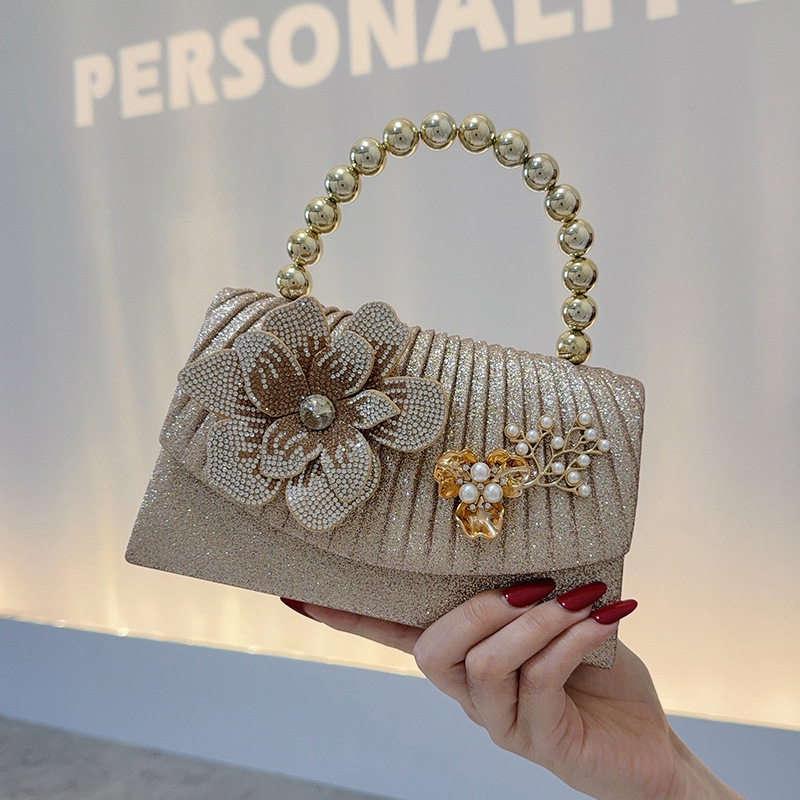 Golden sparkling diamond flowe - Women Bags Golden 리뷰 및 가격